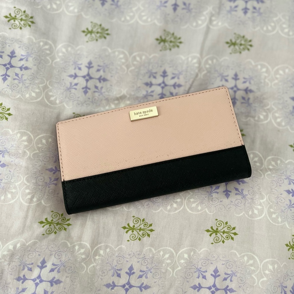 Kate Spade
Laurel Way Stacy